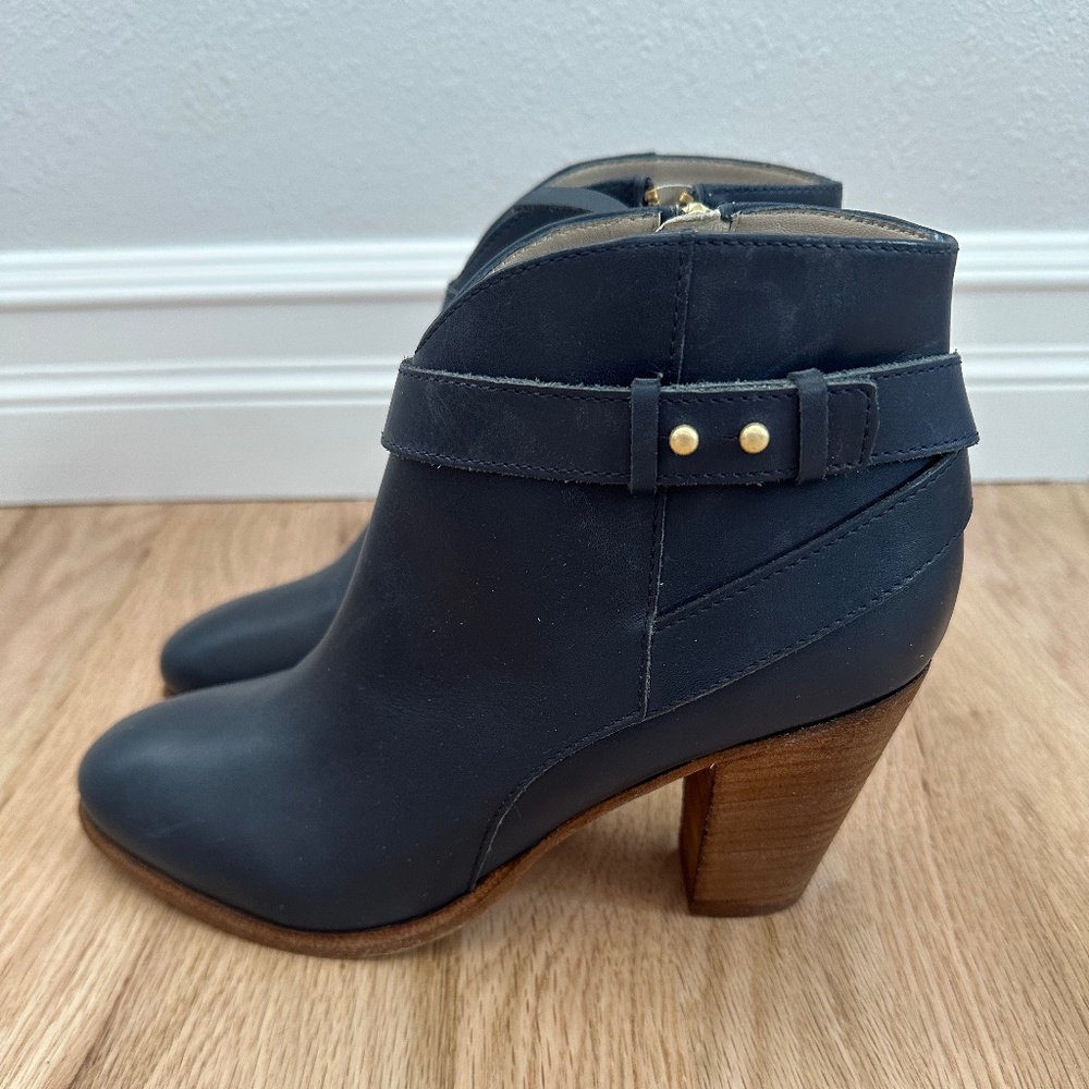 Boden Stratford Ankle Boot - Size 40 (NWOT) - Navy